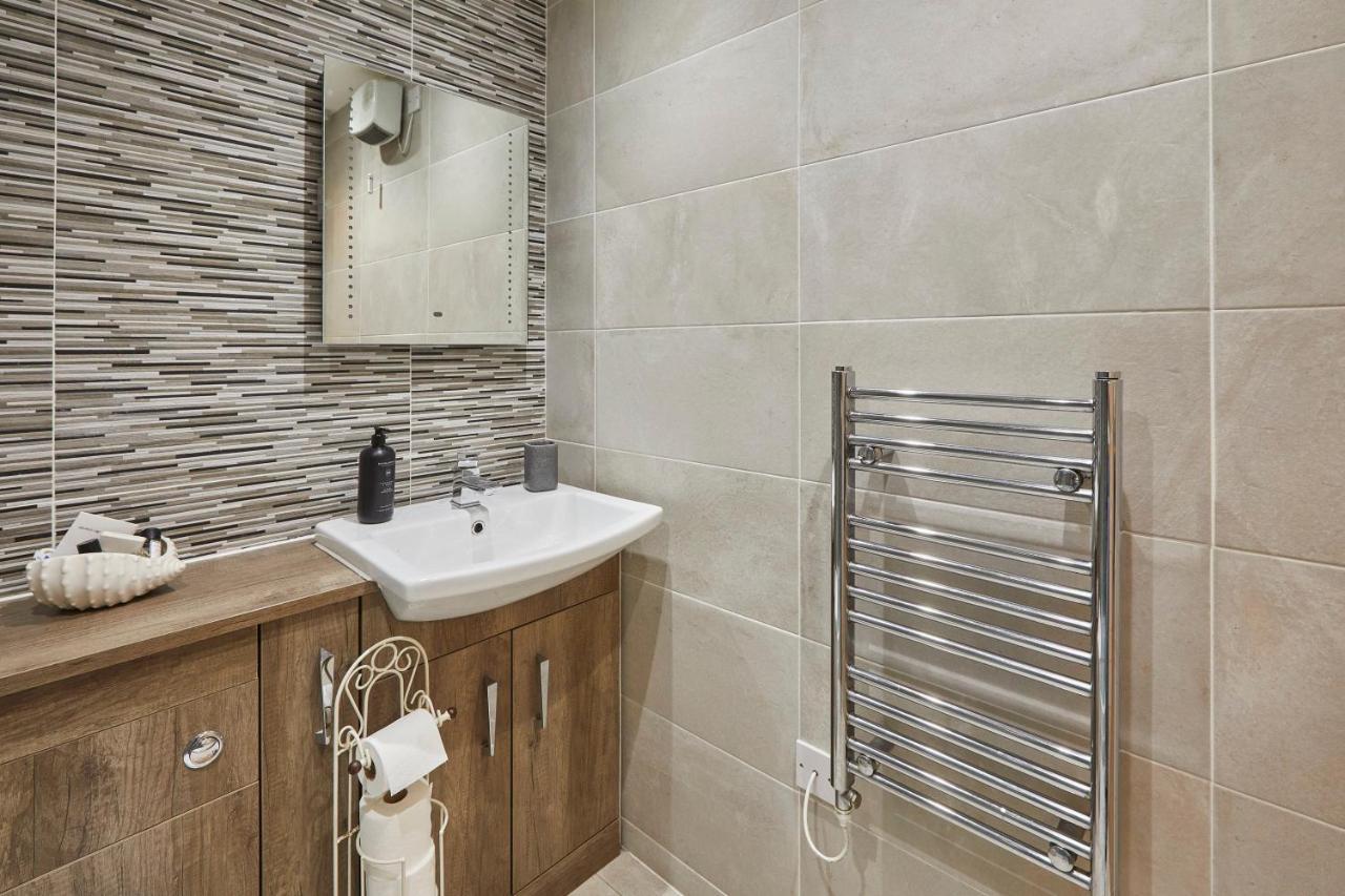 Host & Stay - Riverrun Whitby Ngoại thất bức ảnh